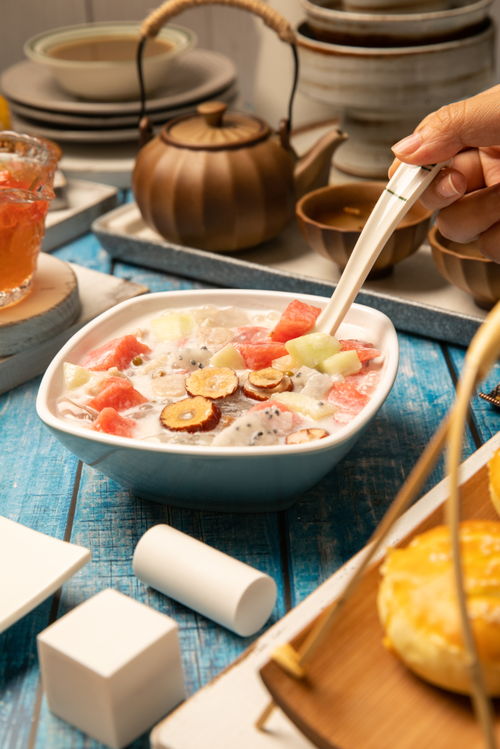 椰奶清補涼 夏季消暑的醇美甜品與攝影藝術